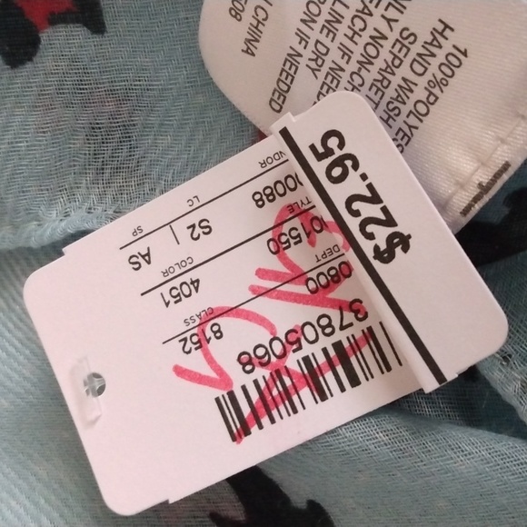 NWT Christopher & Banks Holiday Scarf!  Cute terrier theme! - Picture 5 of 7